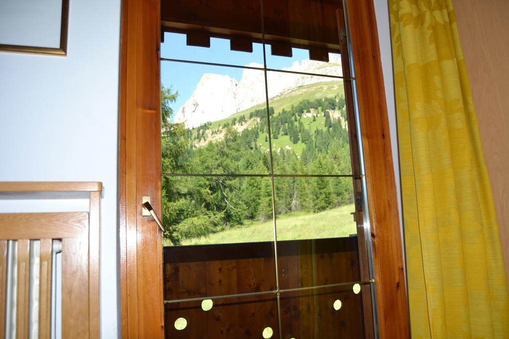 Villa Tamion Vigo di Fassa Pokoj fotografie